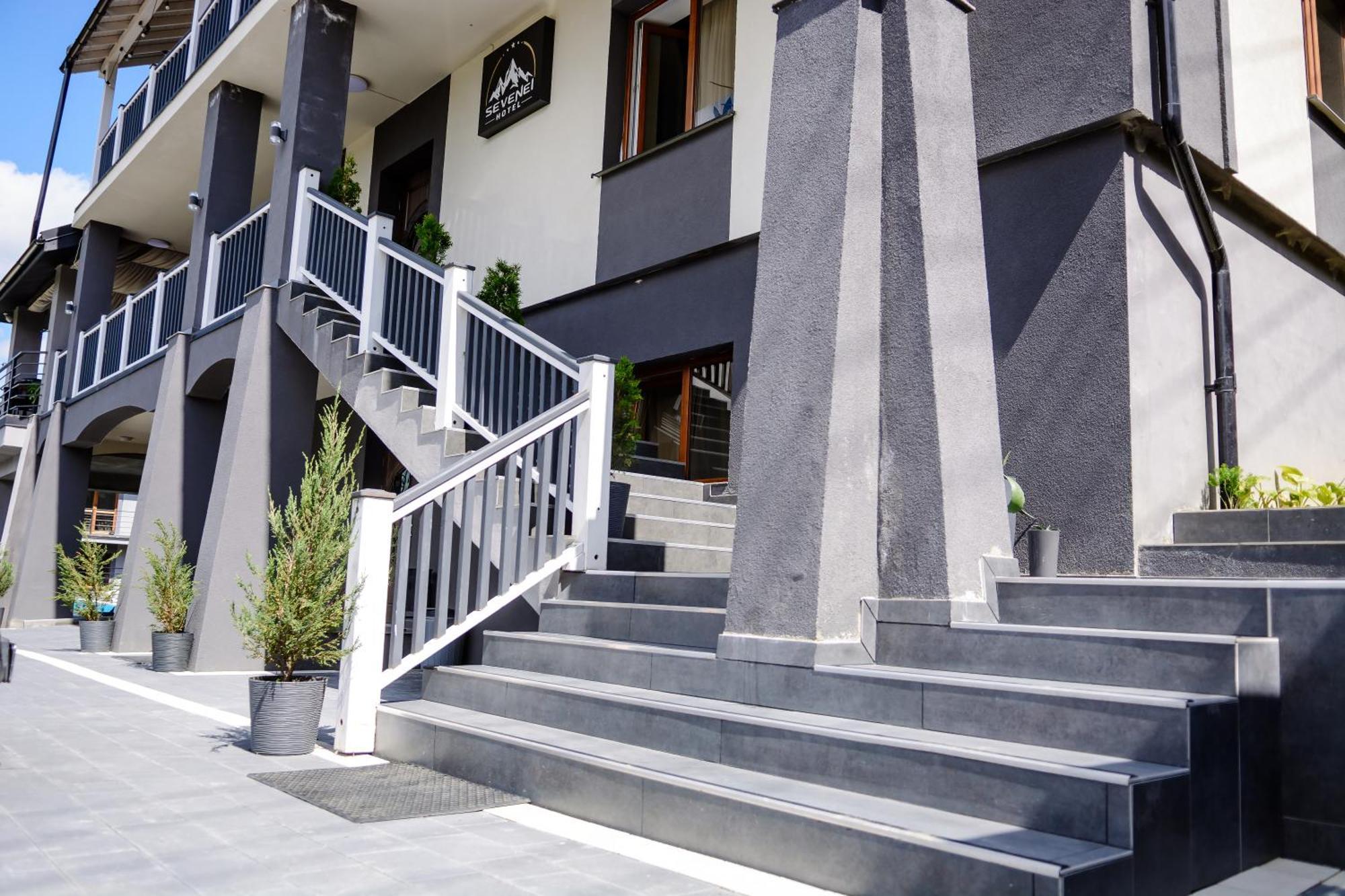 Севеней Готель Bukovel Exterior foto